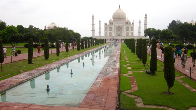 Early morning Taj Mahal